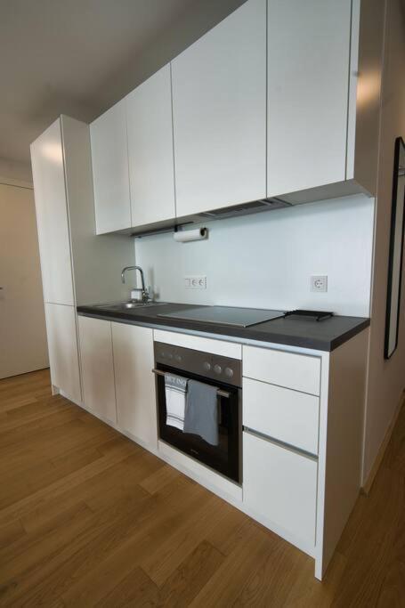 Modern Apartment Near Stadtpark 비엔나 외부 사진